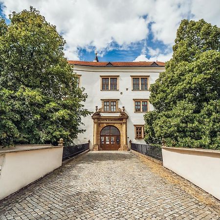 Skodova Apartments Prerov Bagian luar foto