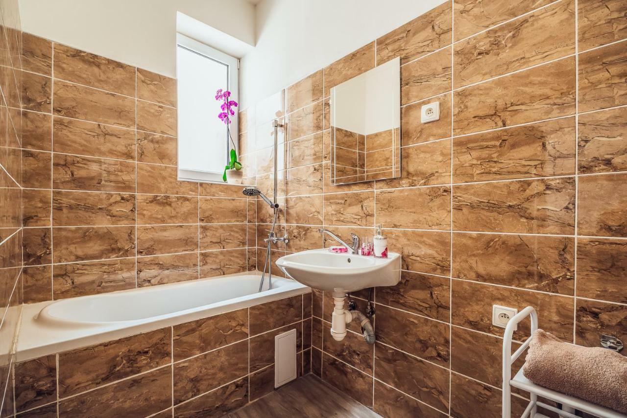 Skodova Apartments Prerov Bagian luar foto