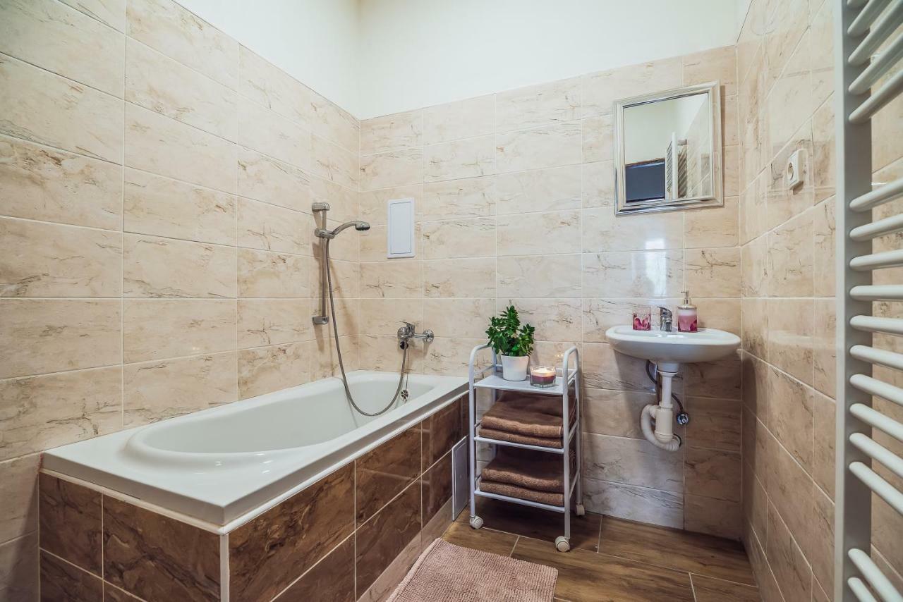 Skodova Apartments Prerov Bagian luar foto